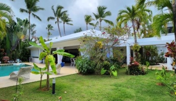 Charming caribean Villa nearby beach